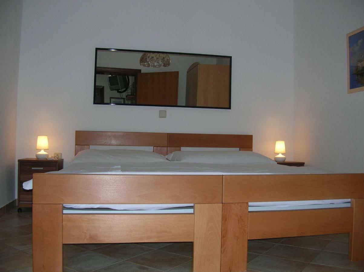 Apartment Vacation Lucija *